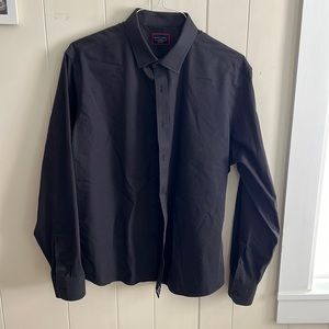 Untuckit Large Relaxed fit